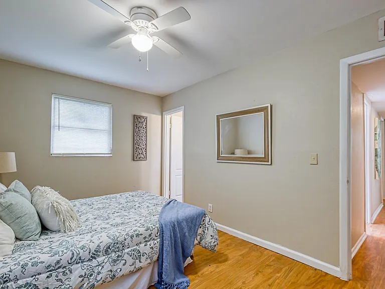 2220 Eudine Dr W — Photo 8
