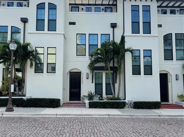 1262 May Ln, Sarasota, FL 34236