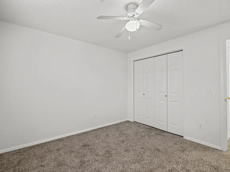 2056 S Division Ave — Photo 14