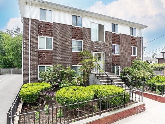 3rd image of 70 Mudge St #21