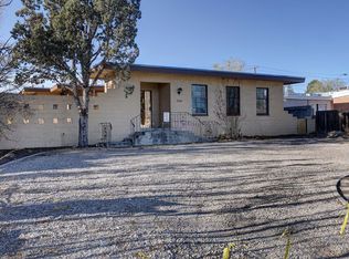1708 Sigma Chi Rd NE, Albuquerque, NM 87106