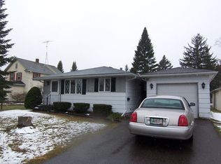 604 N Park St, Antigo, WI 54409