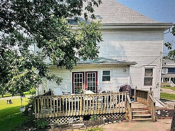 3rd image of 505 S Le Fevre Ave