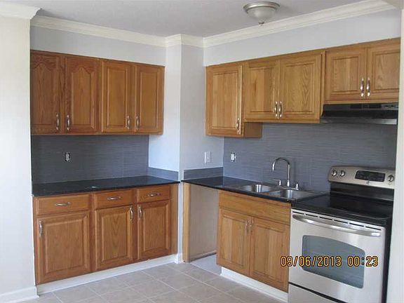 5th image of 4177 E Loyola Dr