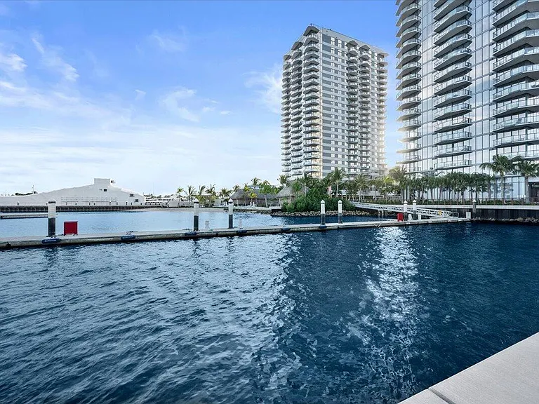 4500 N Flagler Dr #D16 — Photo 19