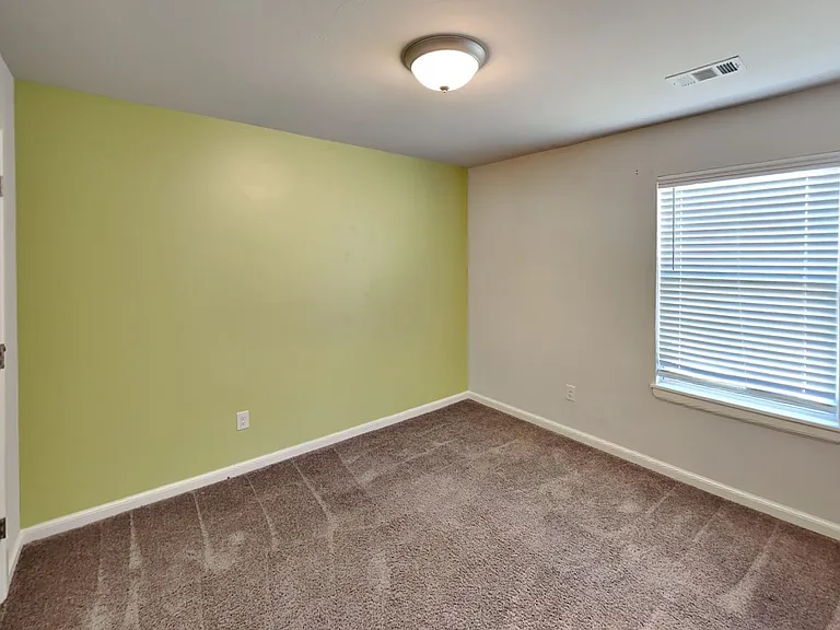 457 Compass Dr — Photo 15