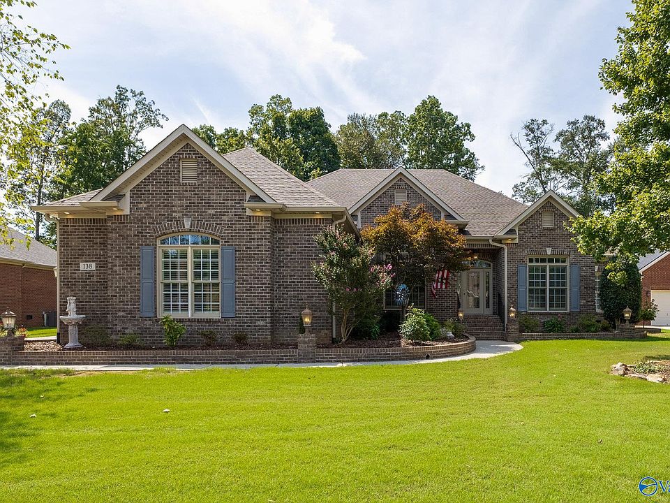 1st image of 138 Holbrook Dr