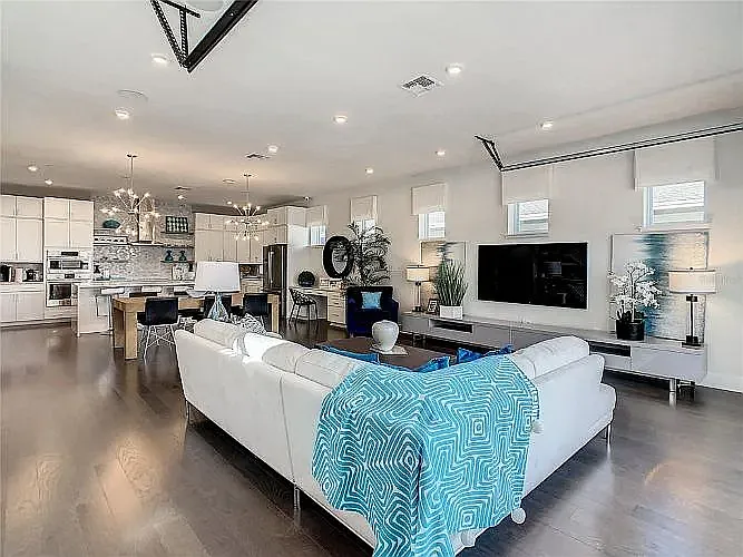13426 Gabor Ave — Photo 3