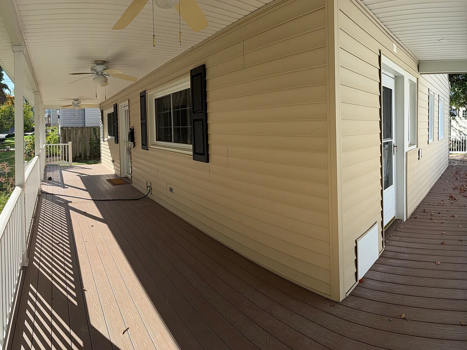 3 bed, 1440 sqft, $4,200 — Photo 3