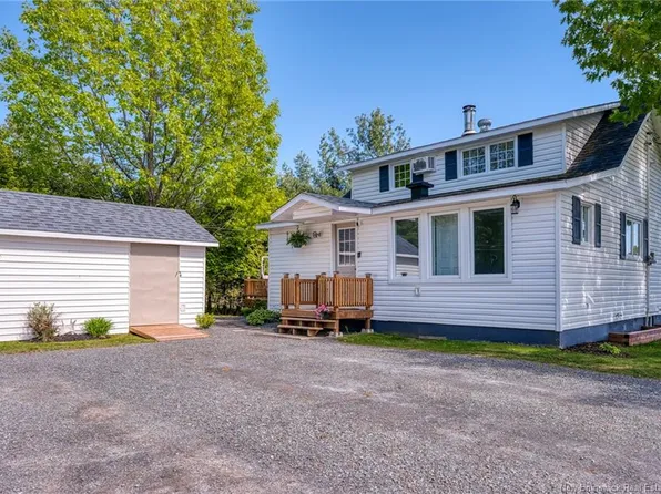 79 Main St, Plaster Rock, NB E7G 2C8