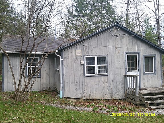 2nd image of 33 Pine Rd