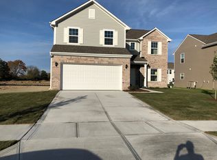 2560 Apple Tree Ln, Indianapolis, IN 46229