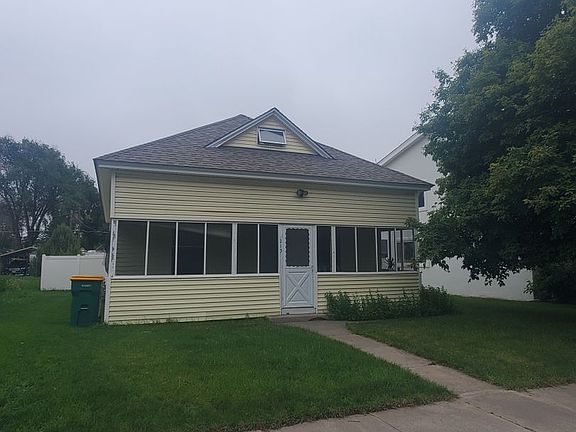 2nd image of 213 Cheyenne Ave