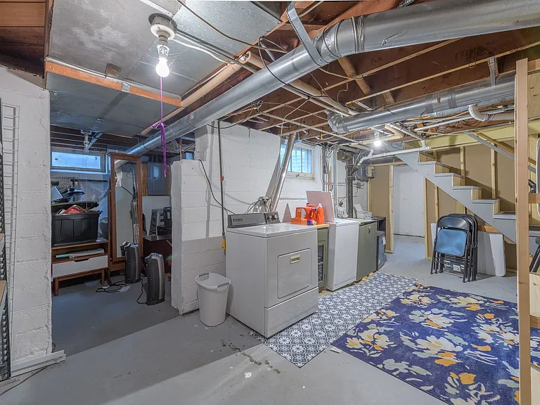3243 Fillmore St NE — Photo 25