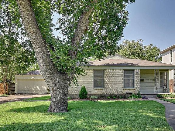 3rd image of 3613 Brighton Rd