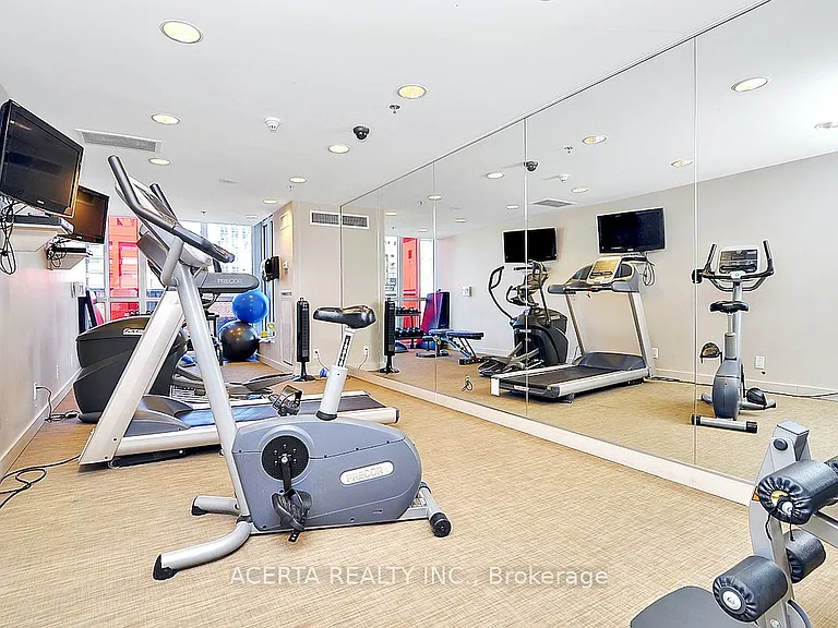 324 Laurier Ave W #702 — Photo 8