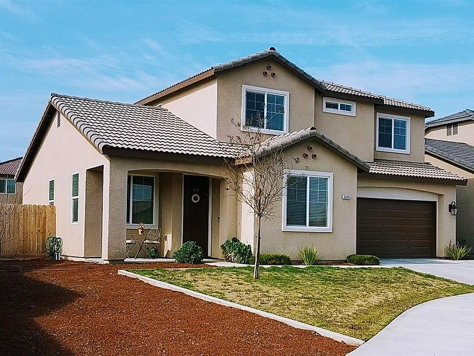 1st image of 2839 S Oakhurst Ct