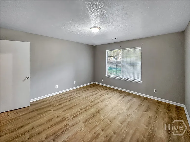254 Bordeaux Ln — Photo 21