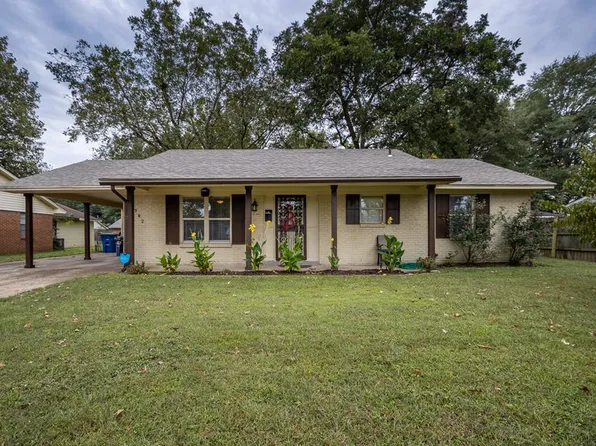 902 Preston Rd, West Memphis, AR 72301