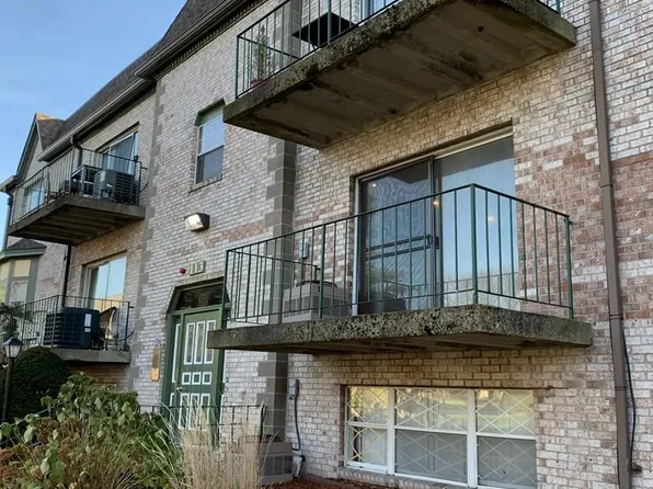 113 Oak Ln APT 8, Brockton, MA 02301