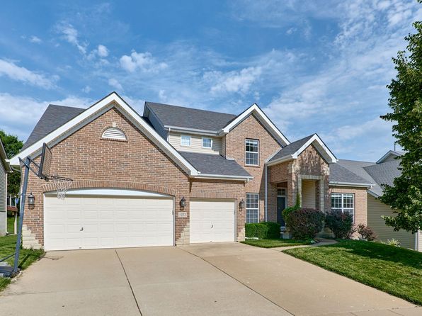 5233 Mirasol Manor Way