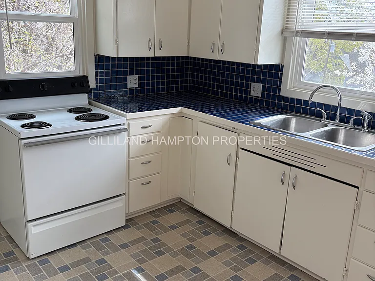 612 NW 4th St — Photo 18