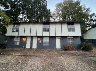 8302 Woodview Dr E UNIT C, Sherwood, AR 72120