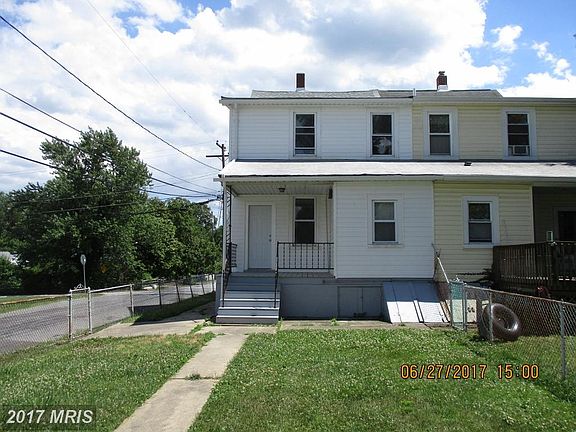 5th image of 2 Bloomingdale Ave