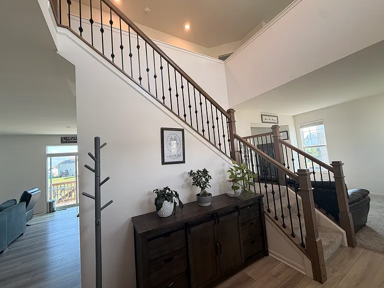2411 Fairfield Ave — Photo 5