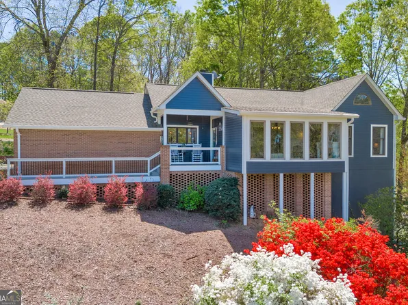 56 Sunrise Ln, Cleveland, GA 30528