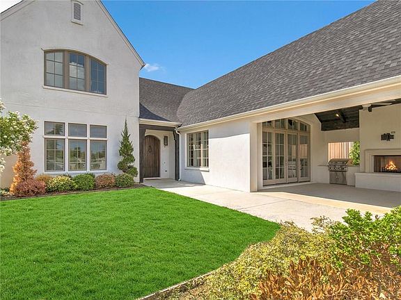 2nd image of 4000 Bent Elm Ln