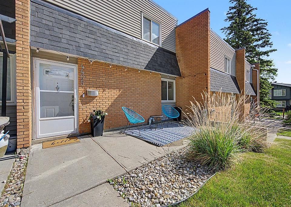 1st image of 4405 N 33rd Ave SW