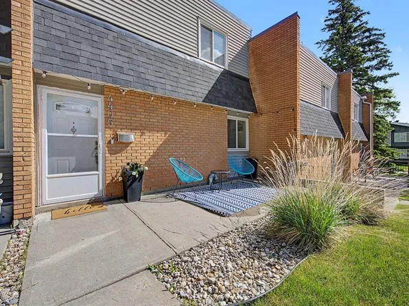4405 N 33rd Ave SW, Calgary, AB T3E 0Y4