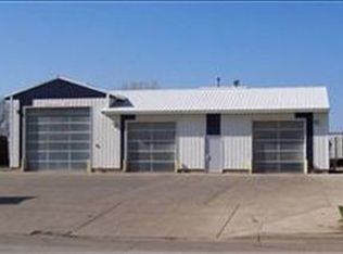 151 South St, Tracy, MN 56175