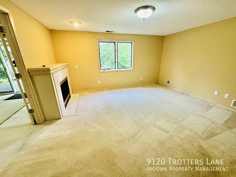 9120 Trotters Ln — Photo 37