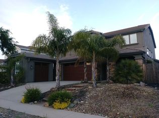 9818 Black Swan Dr, Elk Grove, CA 95624