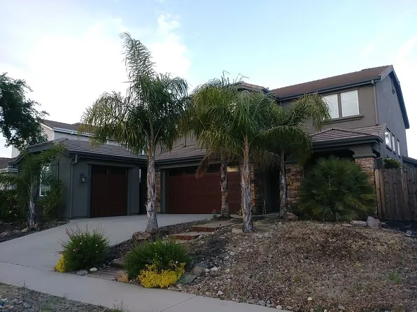 9818 Black Swan Dr, Elk Grove, CA 95624