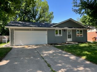 5411 Woodsview St, Lincoln, NE 68506