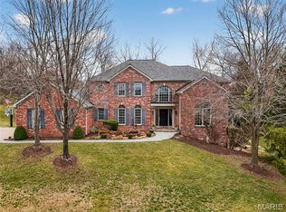 12897 Thornhill Ct, Saint Louis, MO 63131