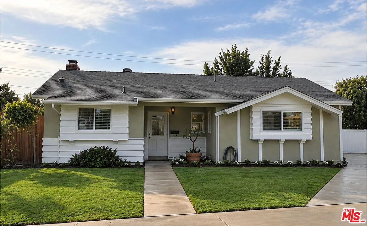 3 bed, 2.0 bath, 1159 sqft, $3,795 — Photo 1