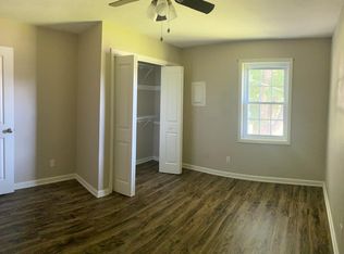 514 Hopkinsville St #12, Russellville, KY 42276