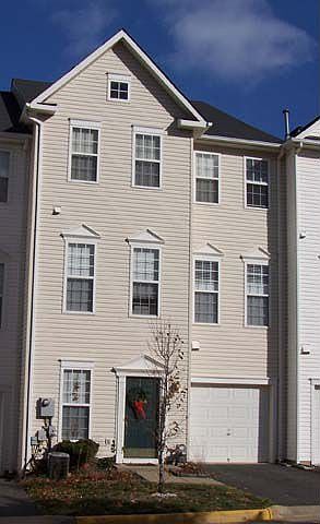 1st image of 13342 Stanton Pl