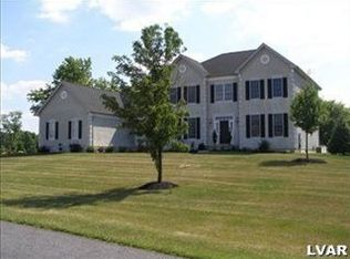 30 Forrest Stand Dr, Williams Twp, PA 18042