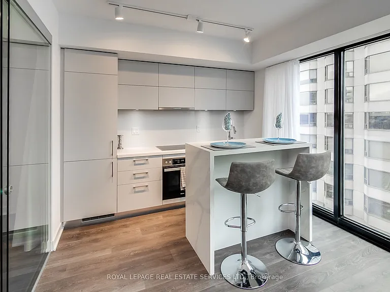 188 Cumberland St #1907 — Photo 2