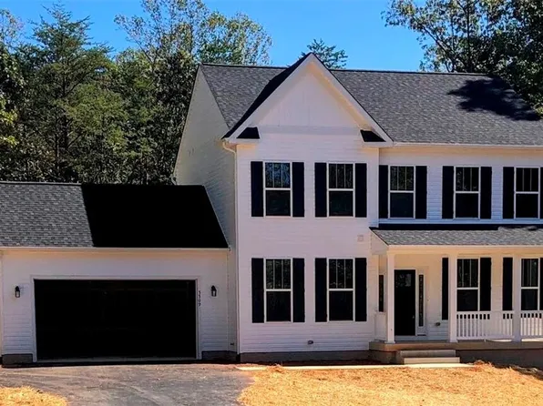 5509 Bazzanella Dr, Mineral, VA 23117