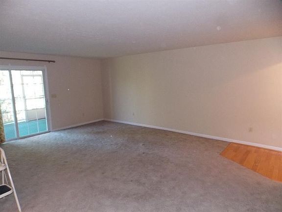 2nd image of 625 Covedale Ave APT 1