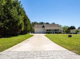 105 Lynnfield Ln, Garner, NC 27529