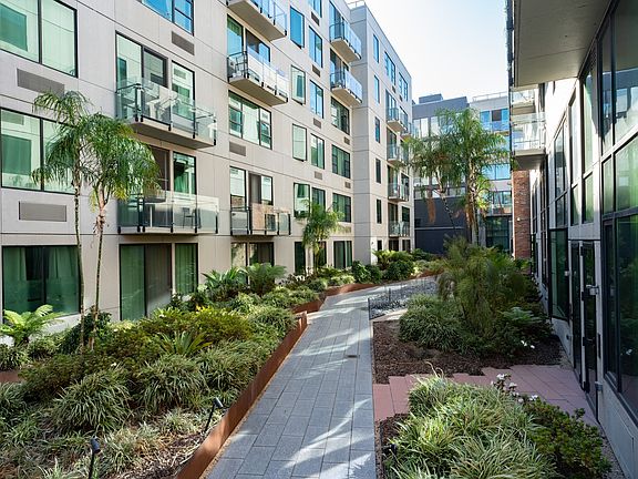 4th image of 2235 3rd St APT W508