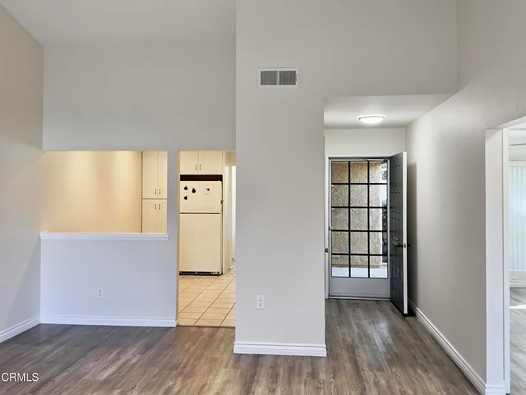 11243 Village 11 — Photo 6