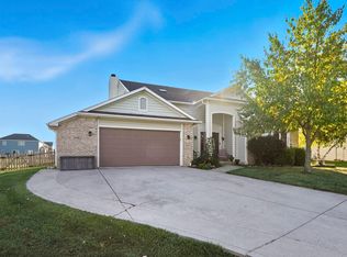 3113 Pinoak Ct, Fort Wayne, IN 46814